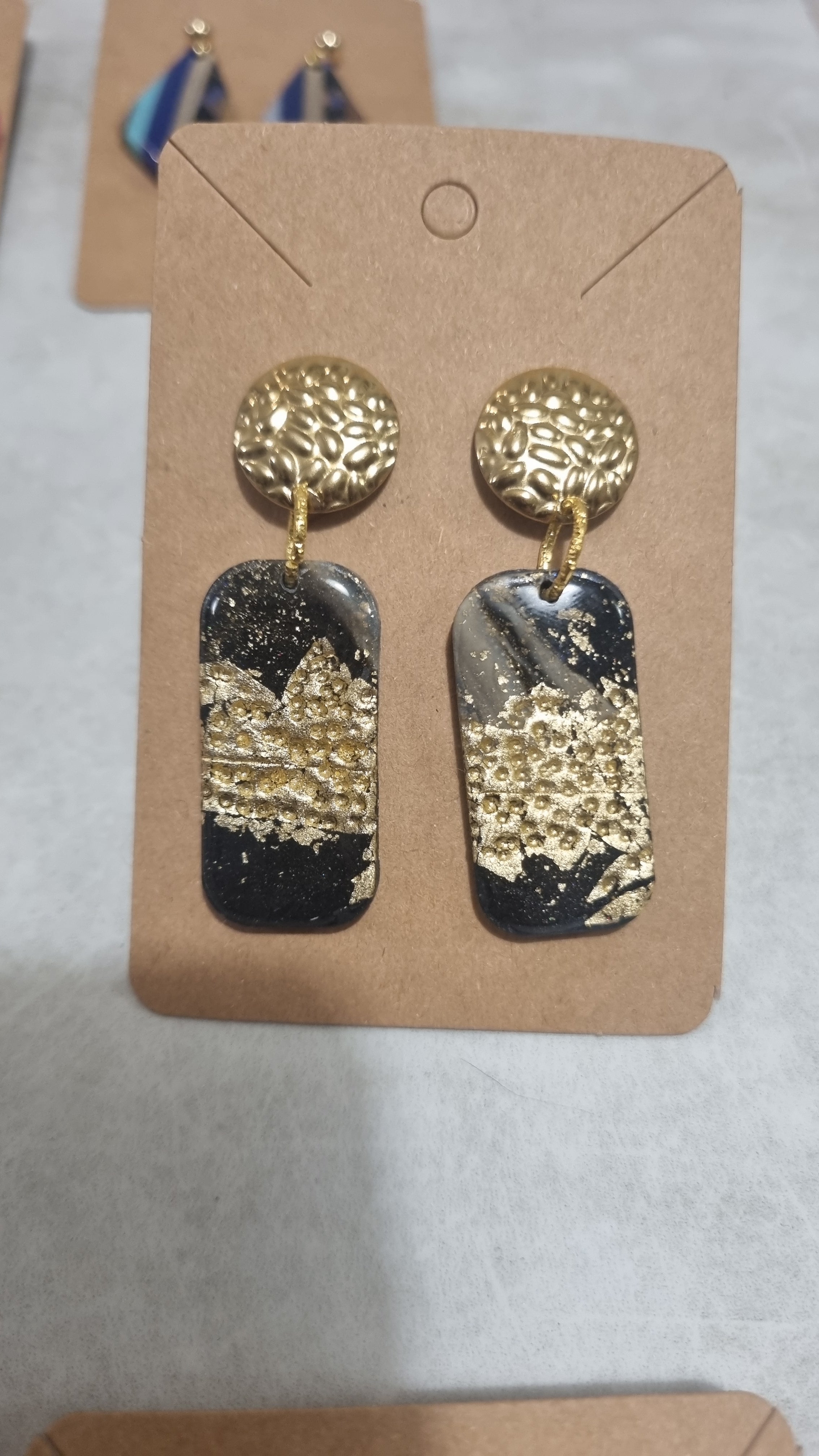 Orecchini "Midnight Gold" – Rettangoli in Pasta Polimerica e Resina Glossy